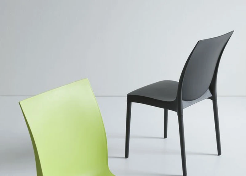 Image de Chaise - Iris, un produit conçu pour optimiser vos espaces professionnels et améliorer votre confort au quotidien.