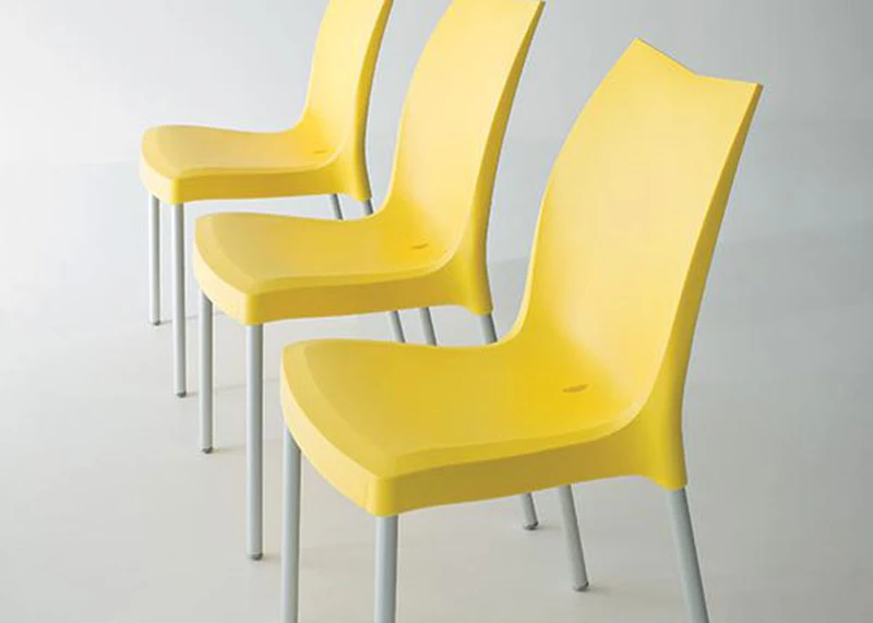 Image de Chaise - Tulip, un produit conçu pour optimiser vos espaces professionnels et améliorer votre confort au quotidien.